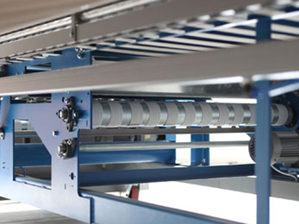 折疊機設(shè)備細(xì)節(jié)5