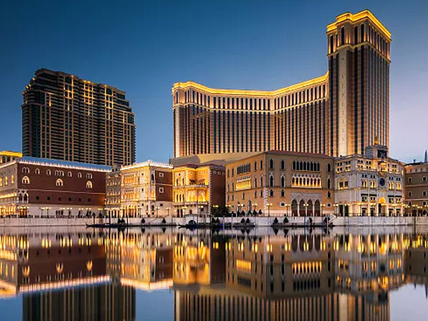 
		酒店洗滌設(shè)備解決方案
	